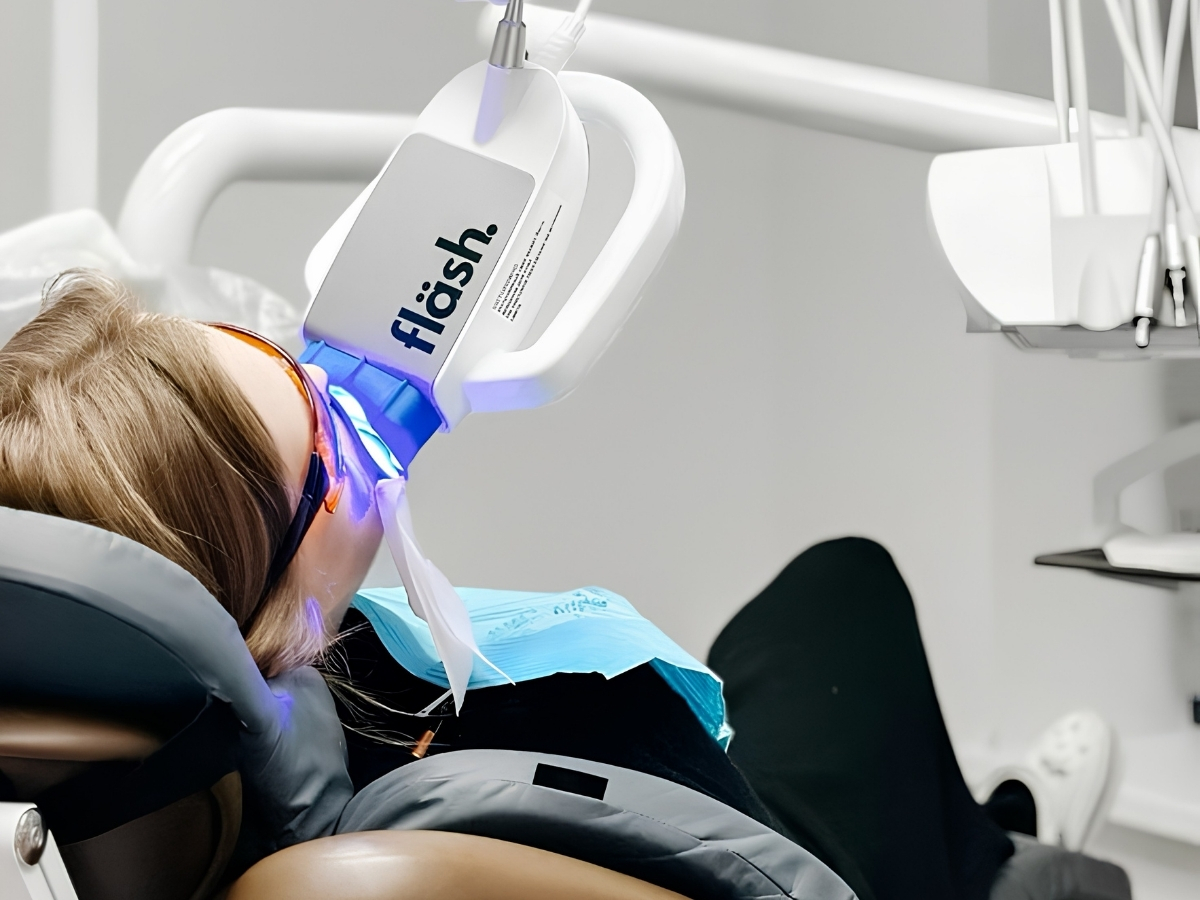 Teeth whitening treatment at Flosswork Dental Clinic Raipur